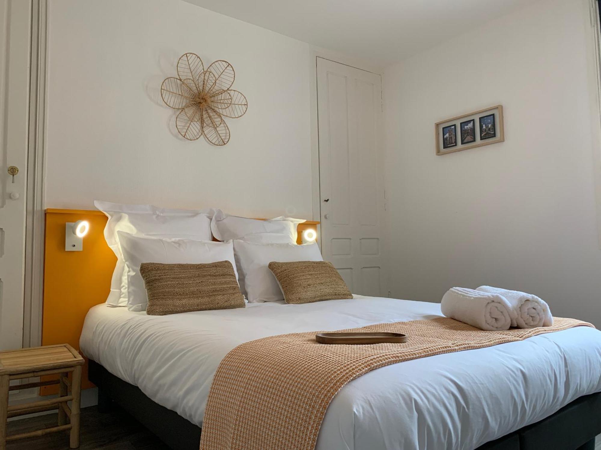 Bed and Breakfast Logis St Joseph Анже Экстерьер фото